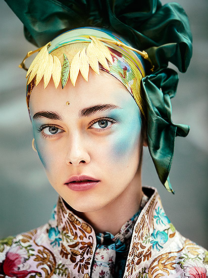 Retouche Lost in Tradition