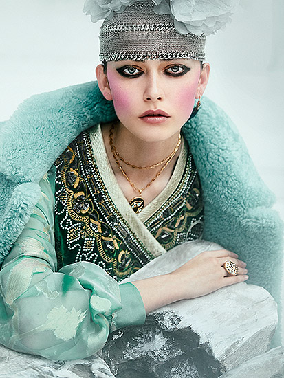 Retouche Lost in Tradition