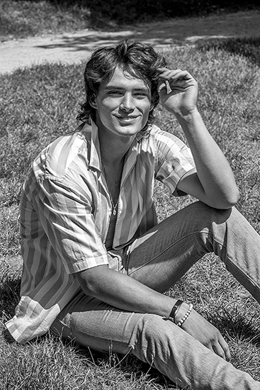 Retouche William White