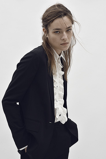 Retouche Harper's Bazaar